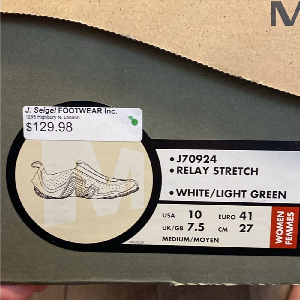 Brand New Merrell Shoes size 10